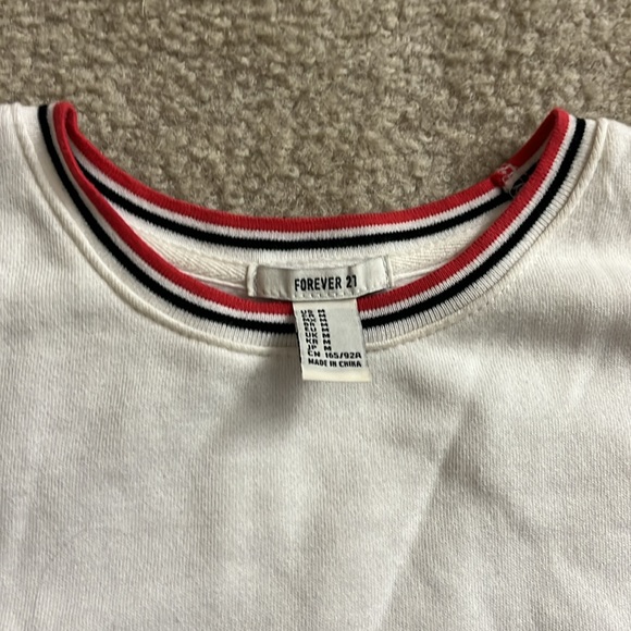 Forever 21 Crop sweatshirt - Picture 3 of 5